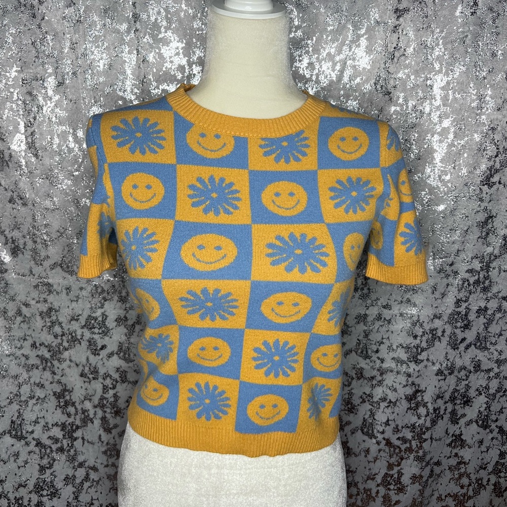 Blue & Yellow Pattern sweater shirt